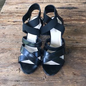 Nine West Strapping heels
